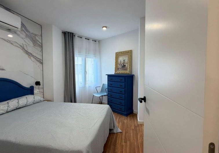 Resale - Apartment - Torrevieja - Playa del Cura