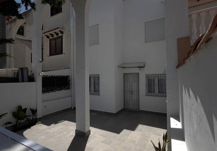 Wiederverkauf - town house - Torrevieja - Calas Blanca