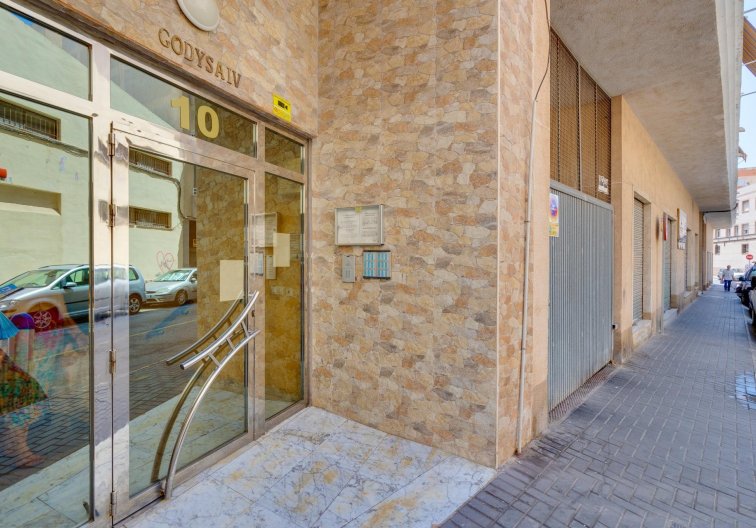 Resale - Apartment - Torrevieja - Centro