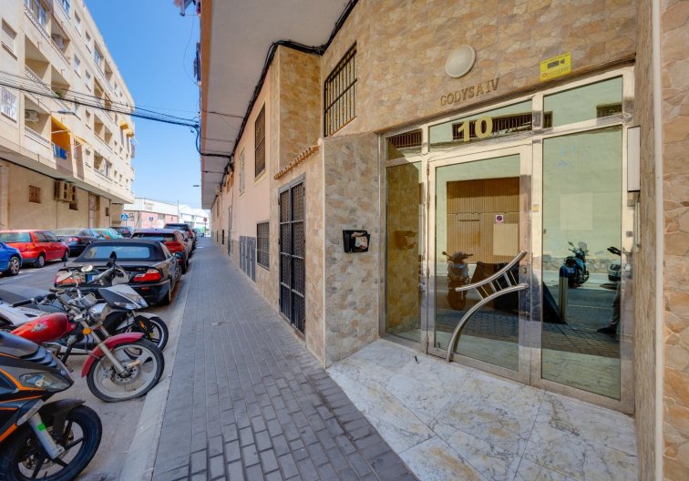 Resale - Apartment - Torrevieja - Centro