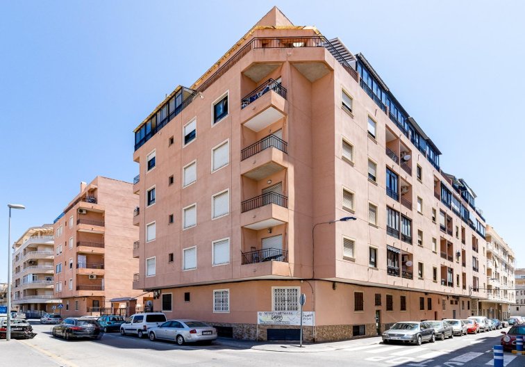 Resale - Apartment - Torrevieja - Centro