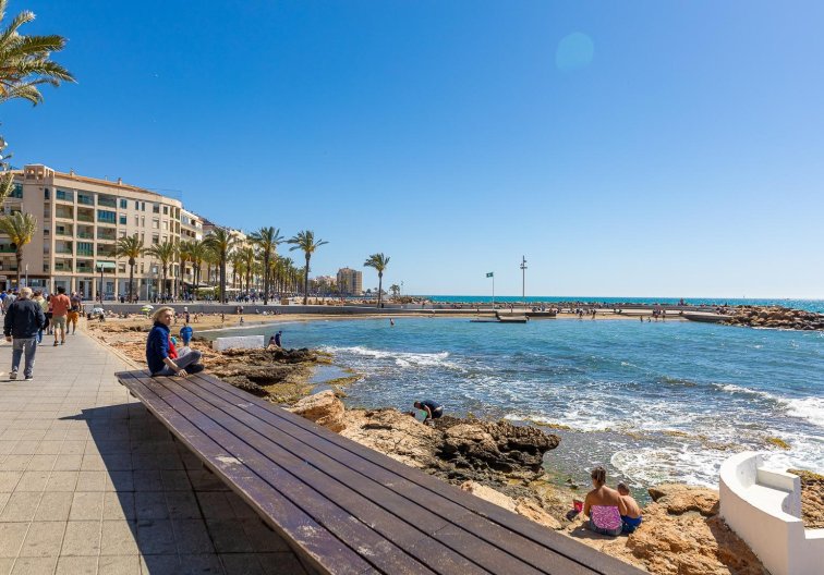 Resale - Apartment - Torrevieja - Centro