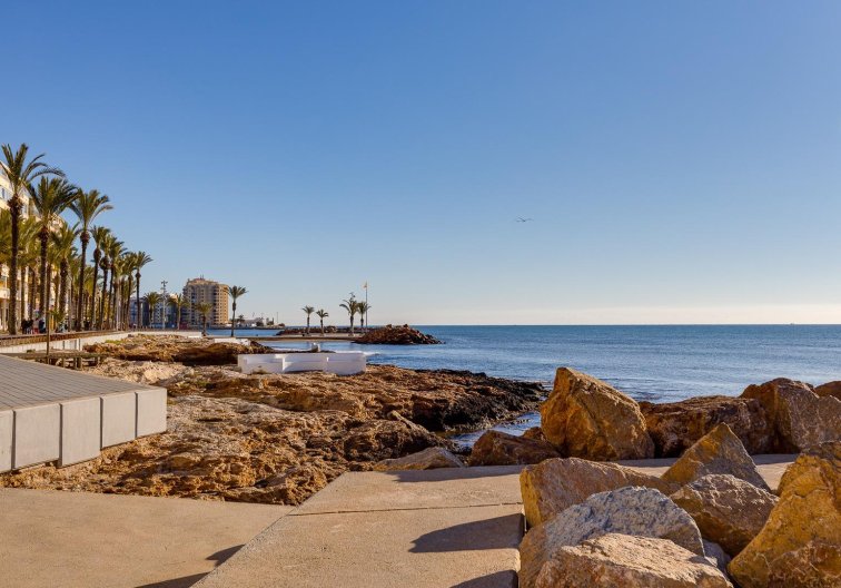 Resale - Apartment - Torrevieja - Centro