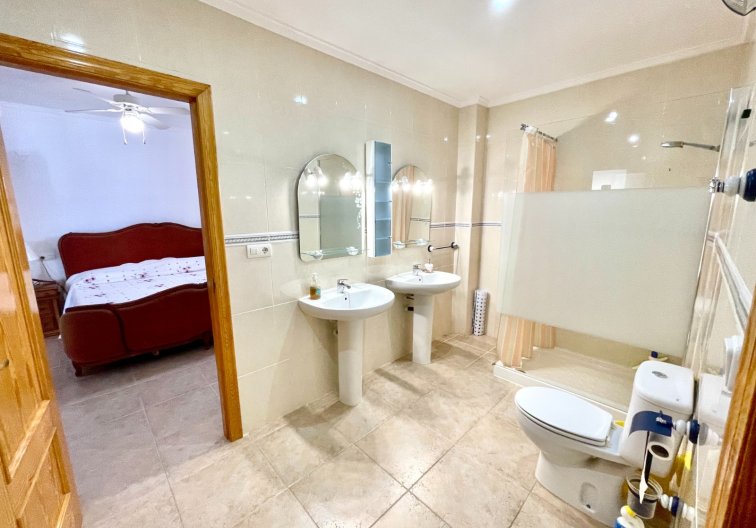 Revente - villa - Daya Nueva - Costa Blanca