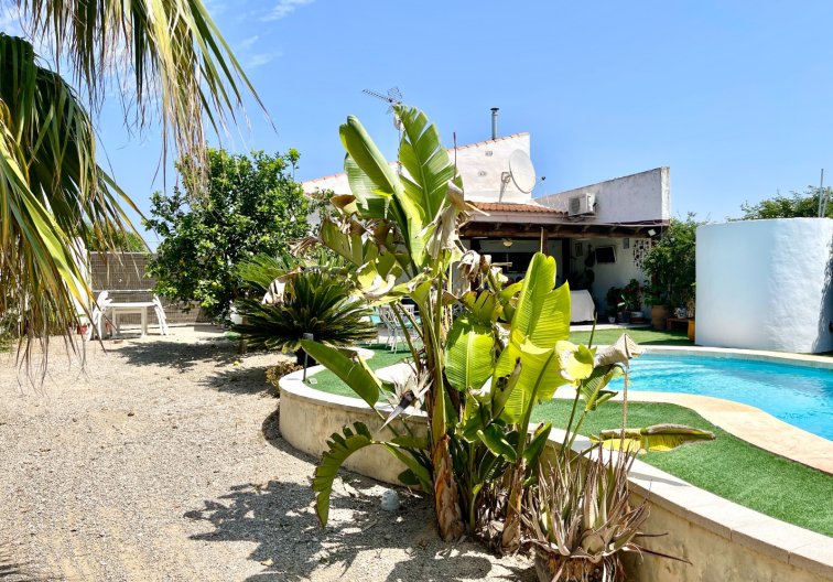 Revente - villa - Daya Nueva - Costa Blanca