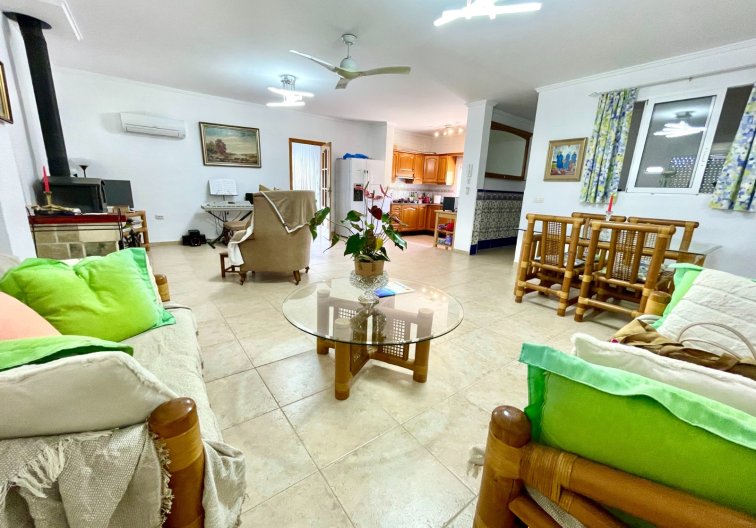 Revente - villa - Daya Nueva - Costa Blanca