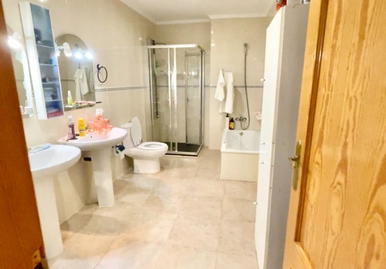Revente - villa - Daya Nueva - Costa Blanca