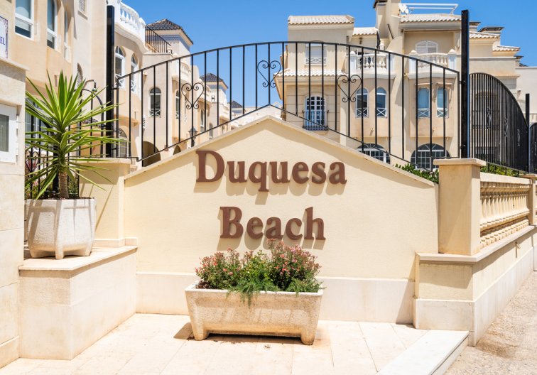 Segunda mano - Apartamento  - Torrevieja - Aguas Nuevas