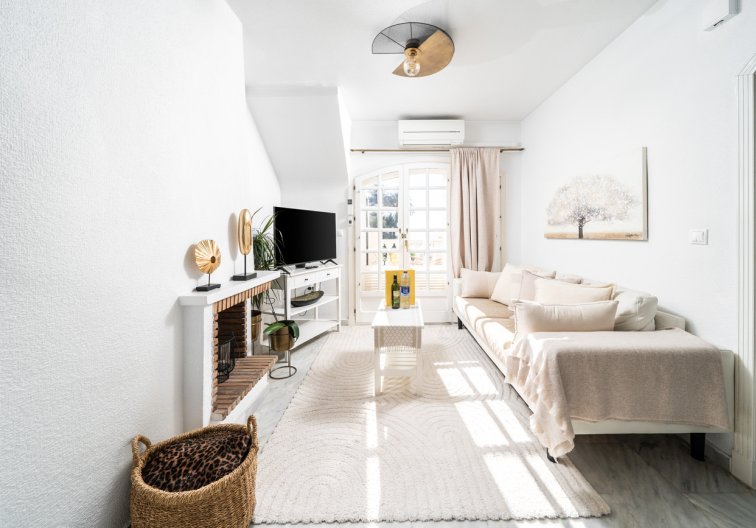Segunda mano - Apartamento  - Torrevieja - Aguas Nuevas