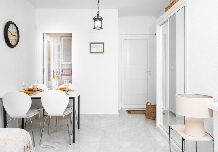 Segunda mano - Apartamento  - Torrevieja - Aguas Nuevas