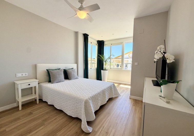 Wiederverkauf - town house - Orihuela Costa - Costa Blanca