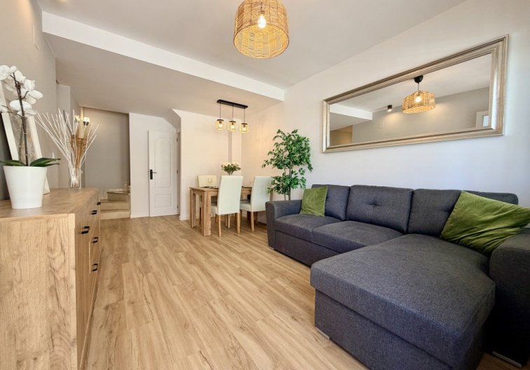 Wiederverkauf - town house - Orihuela Costa - Costa Blanca