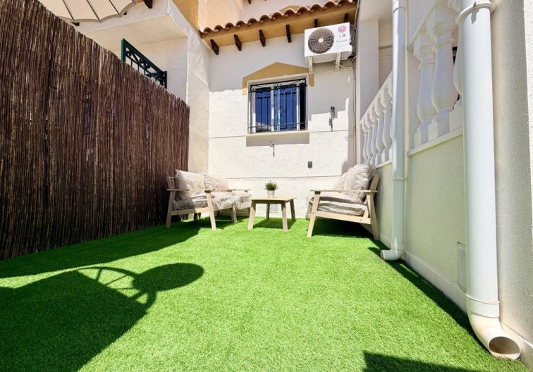 Wiederverkauf - town house - Orihuela Costa - Costa Blanca