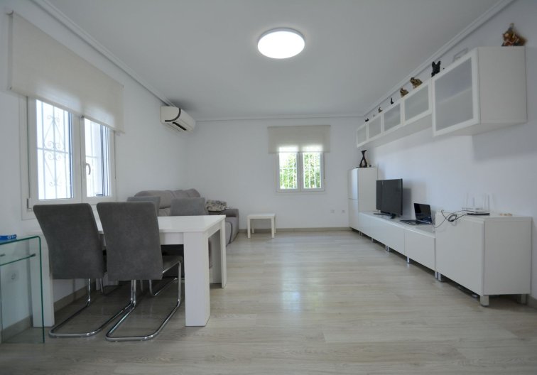 Segunda mano - villa - Ciudad Quesada - Costa Blanca