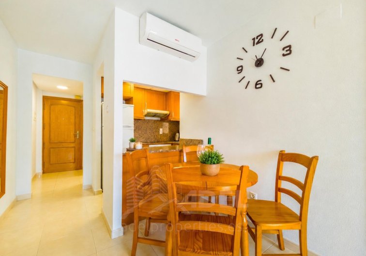 Wiederverkauf - Wohnung - Torrevieja - Playa de los Locos