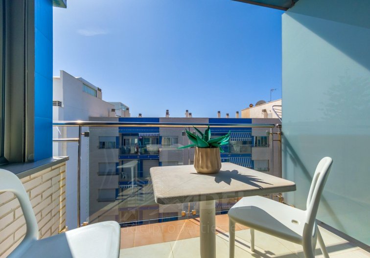 Wiederverkauf - Wohnung - Torrevieja - Playa de los Locos