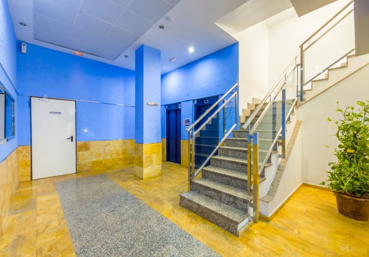Wiederverkauf - Wohnung - Torrevieja - Playa de los Locos