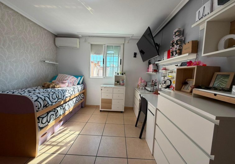 Wiederverkauf - Quad House - Torrevieja - Carrefour