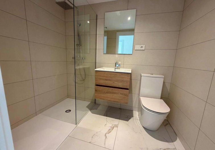 Wiederverkauf - Wohnung - Torrevieja - Punta Prima