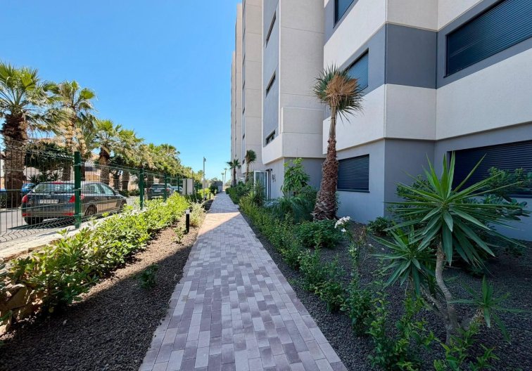 Wiederverkauf - Wohnung - Torrevieja - Punta Prima