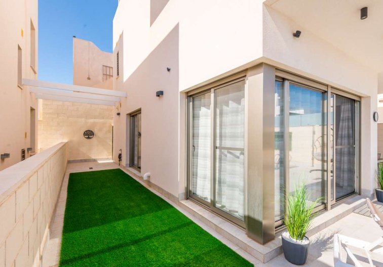 Revente - villa - Orihuela Costa - Costa Blanca
