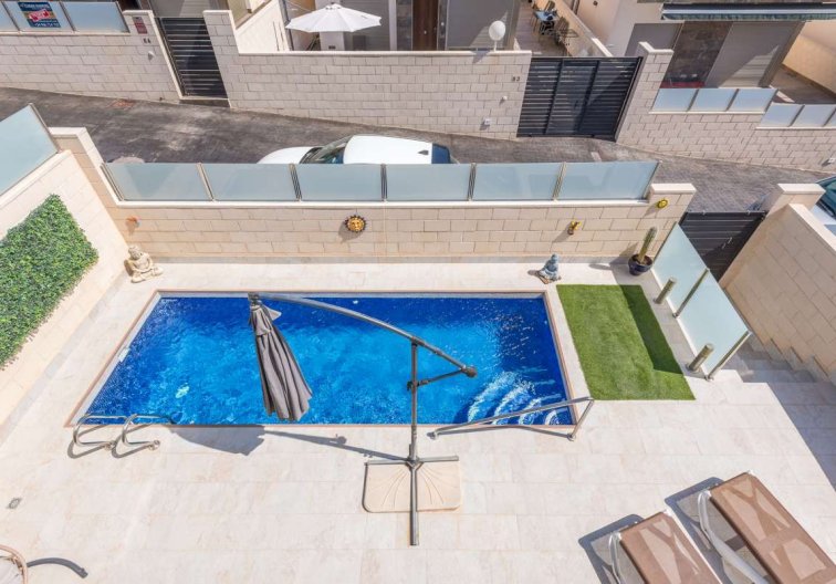 Revente - villa - Orihuela Costa - Costa Blanca