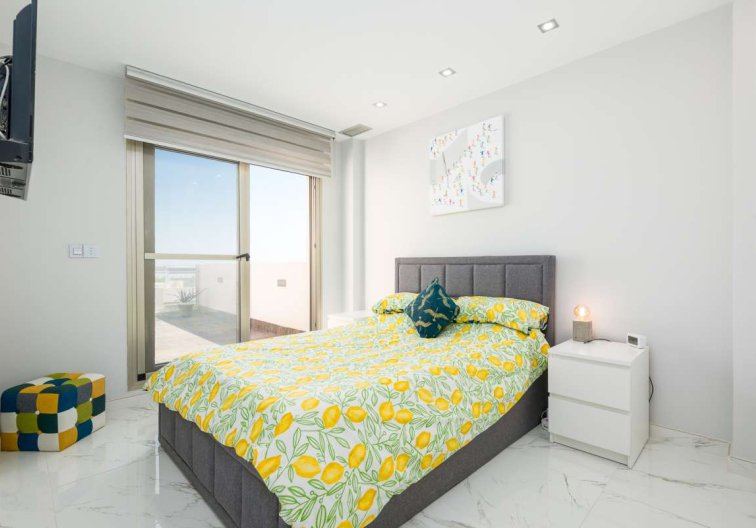 Revente - villa - Orihuela Costa - Costa Blanca