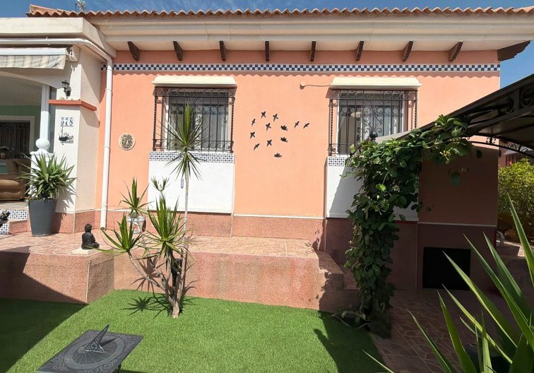 Wiederverkauf - villa - Los Montesinos - Costa Blanca