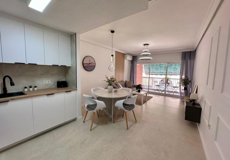 Resale - Apartment - Torrevieja - Habaneras