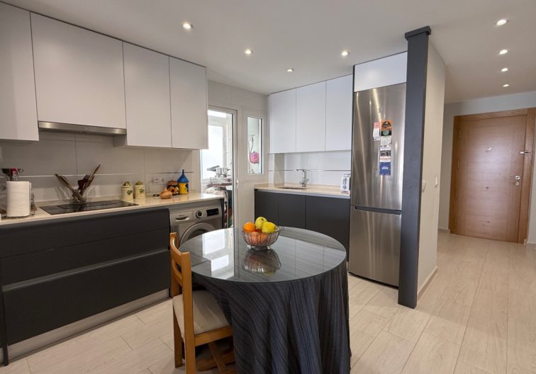 Resale - Apartment - Torrevieja - Costa Blanca
