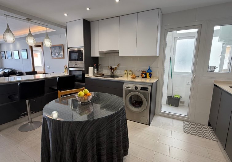 Resale - Apartment - Torrevieja - Costa Blanca
