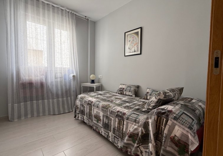 Resale - Apartment - Torrevieja - Costa Blanca