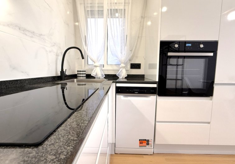 Segunda mano - Apartamento  - Torrevieja - Costa Blanca