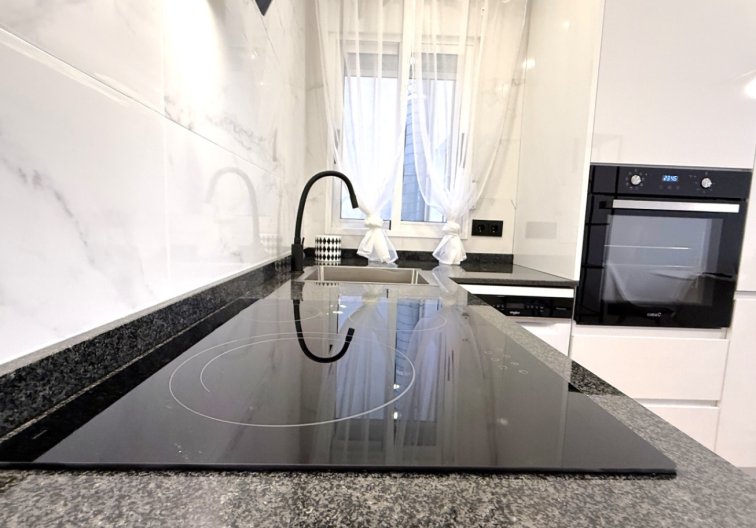Segunda mano - Apartamento  - Torrevieja - Costa Blanca