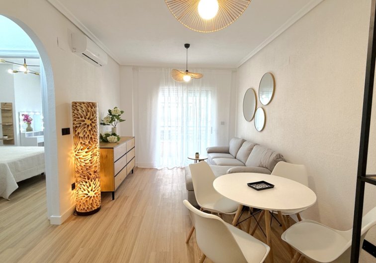 Segunda mano - Apartamento  - Torrevieja - Costa Blanca