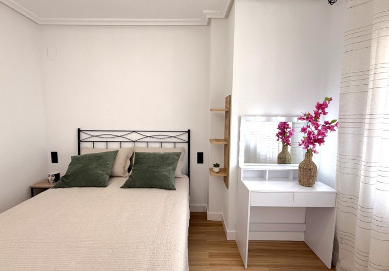 Segunda mano - Apartamento  - Torrevieja - Costa Blanca