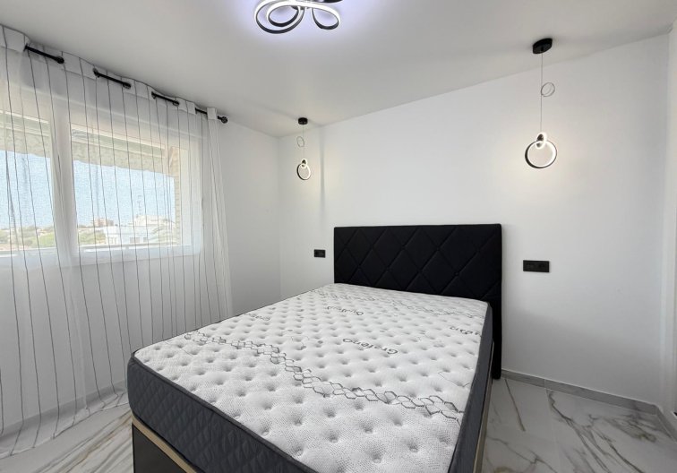 Segunda mano - Apartamento  - Orihuela Costa - La Zenia