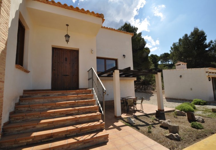 Segunda mano - villa - Castalla - Inland