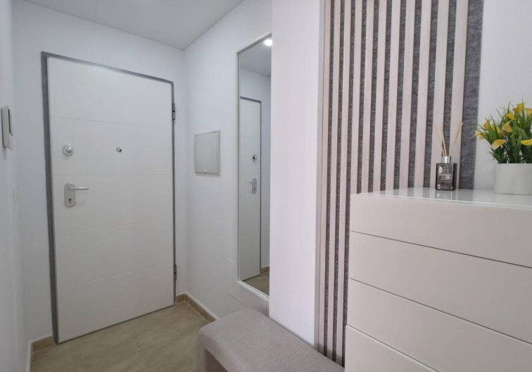 Resale - Apartment - Torrevieja
