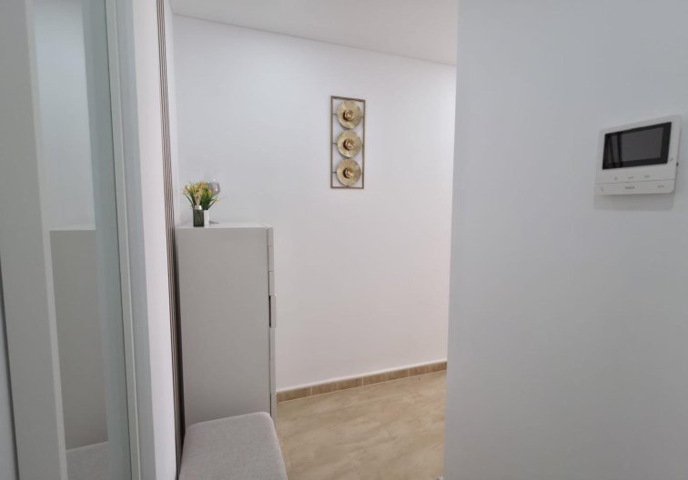 Resale - Apartment - Torrevieja
