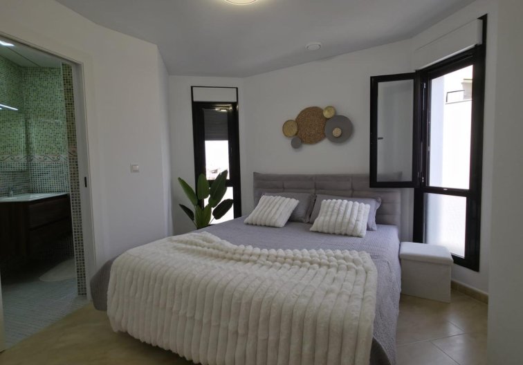 Resale - Apartment - Torrevieja