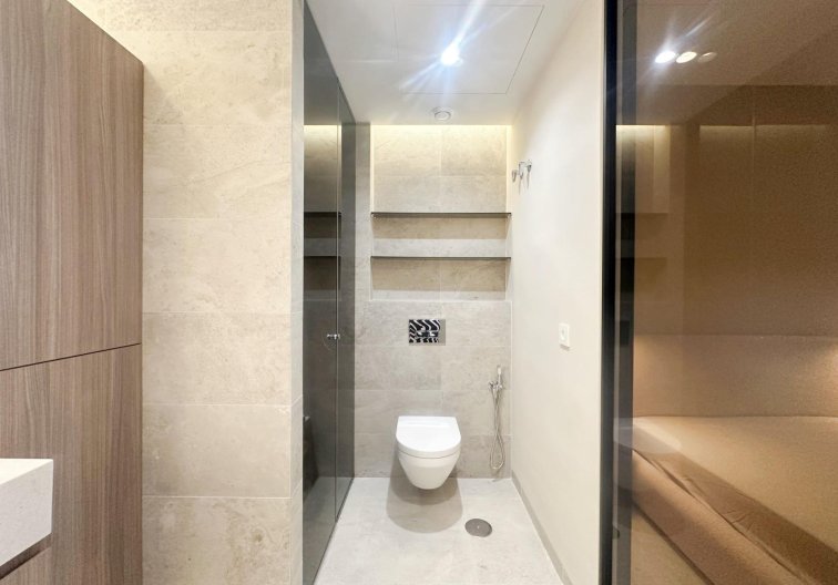 Segunda mano - Apartamento  - Torrevieja - Centro