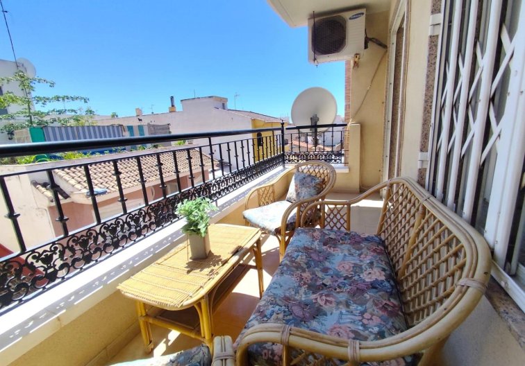 Segunda mano - Apartamento  - Torrevieja - Centro