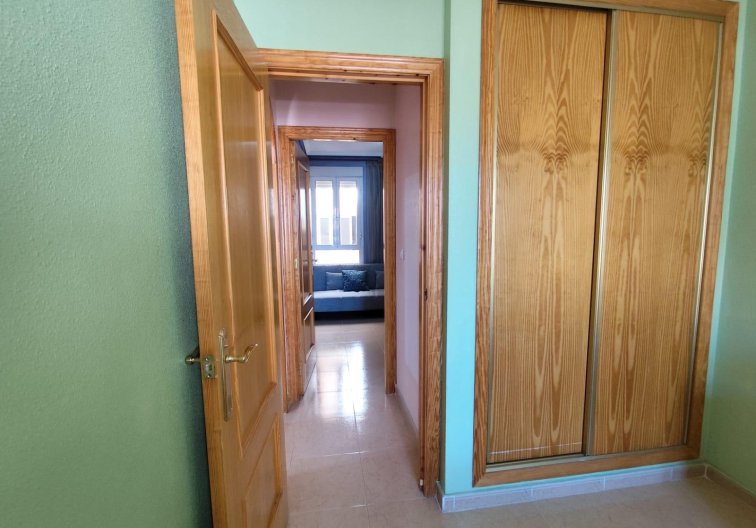 Segunda mano - Apartamento  - Torrevieja - Centro
