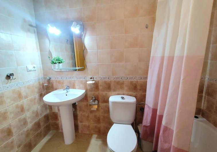 Segunda mano - Apartamento  - Torrevieja - Centro