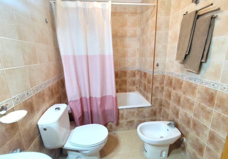 Segunda mano - Apartamento  - Torrevieja - Centro