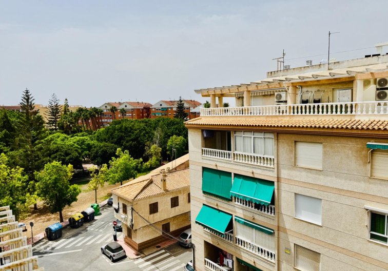 Segunda mano - Apartamento  - Torrevieja - Acequion