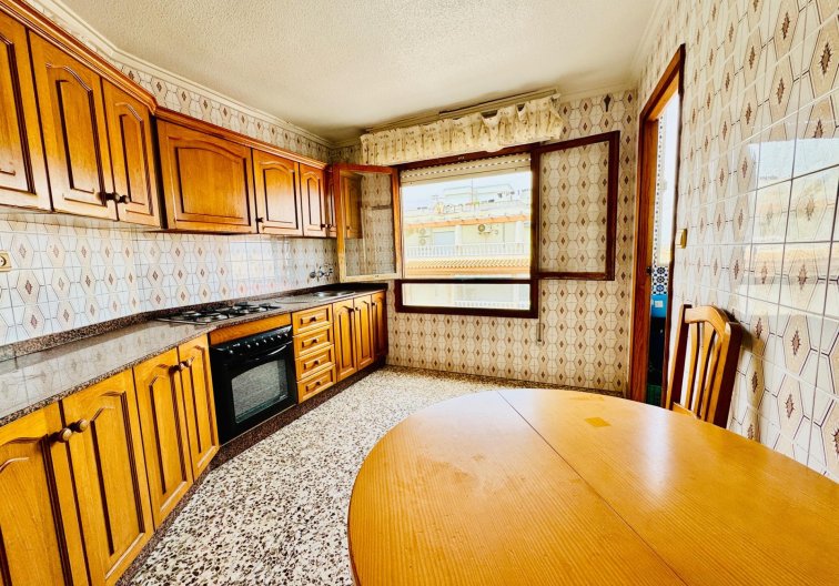 Segunda mano - Apartamento  - Torrevieja - Acequion