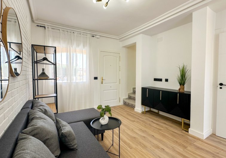 Herverkoop - town house - Orihuela Costa - Costa Blanca