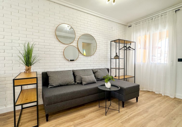 Herverkoop - town house - Orihuela Costa - Costa Blanca